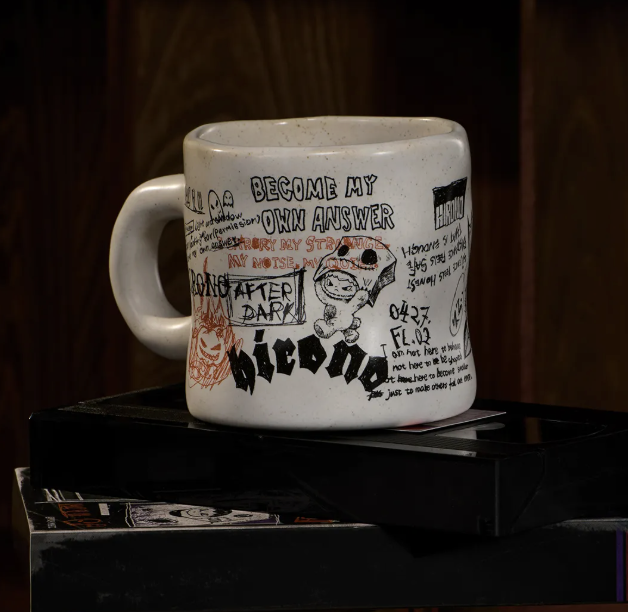 Graffiti Mug White