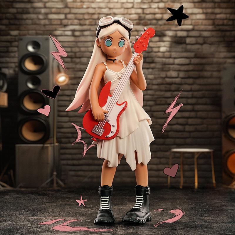 Poppy Baddie on Bass